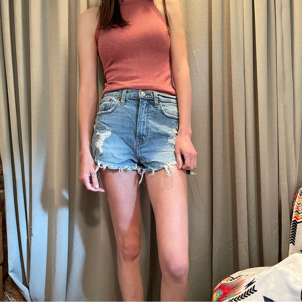 Abercrombie and fitch high rise mom shorts